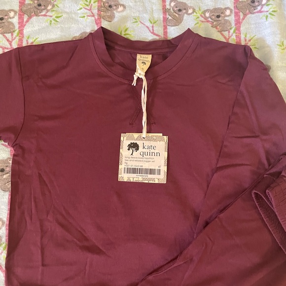 Kate Quinn Relaxed Jogger Set - Picture 5 of 6